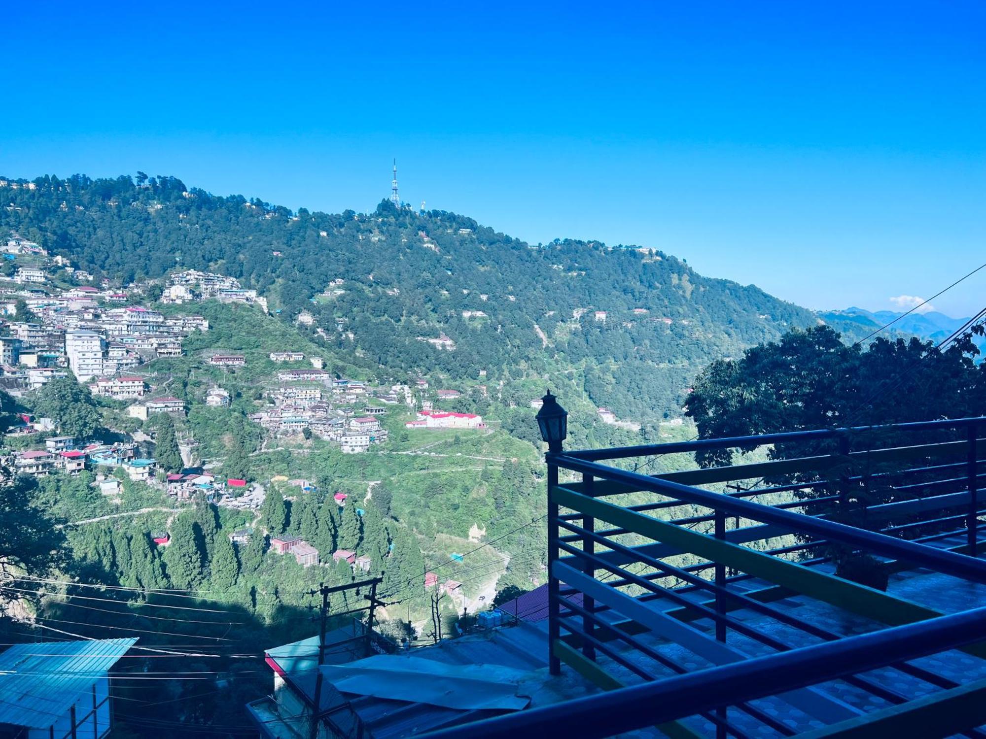 Irish Town Mussoorie Hotell Eksteriør bilde